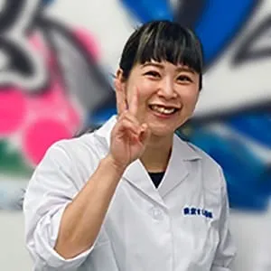 卒業生、浅沼さんの声